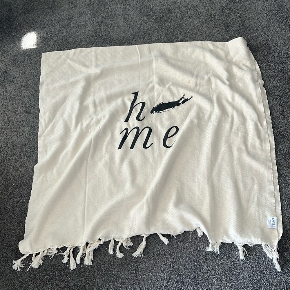 Dwell home shoppe throw blanket
